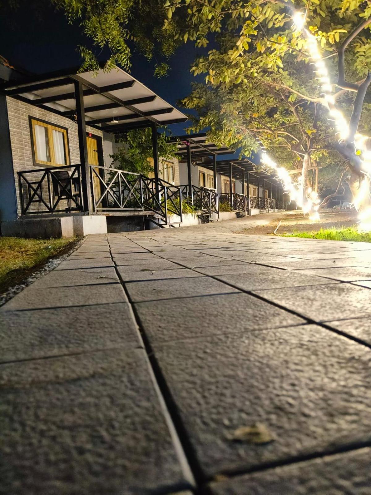 Agralam Cottages @Raghunandan Resort 나식 외부 사진